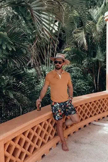 Printed shorts with T shirts