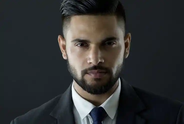 Round shape beard Style