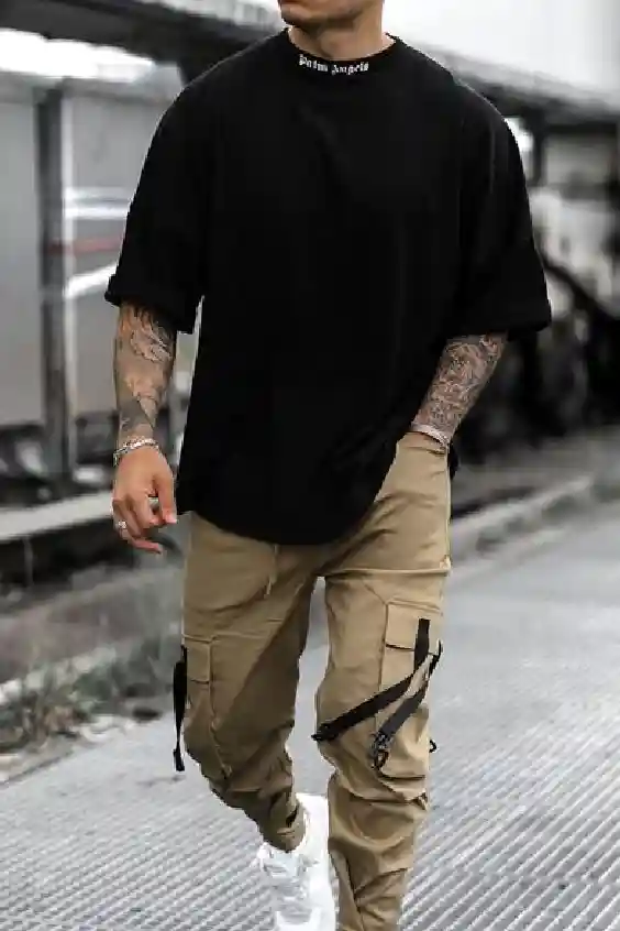 Cool T shirt outfits