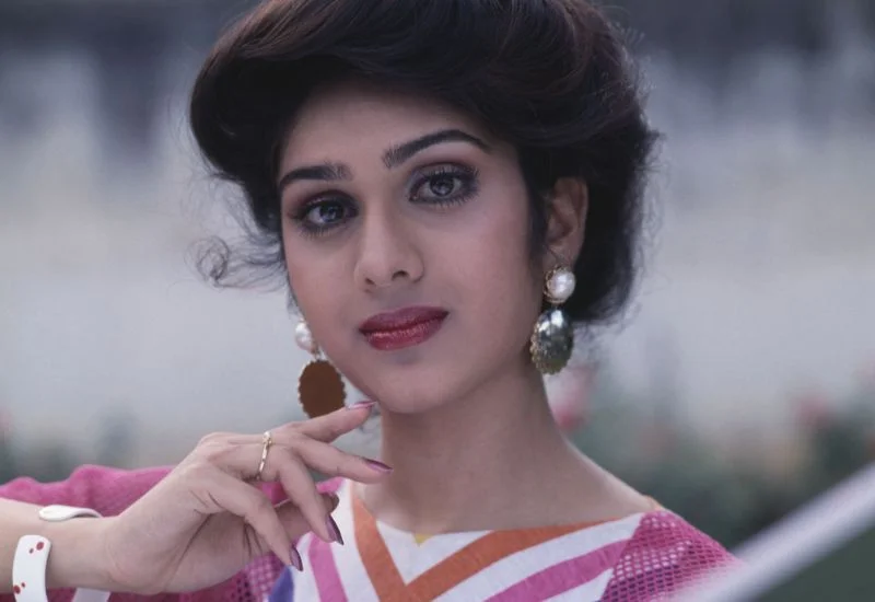 Meenakshi Seshadri